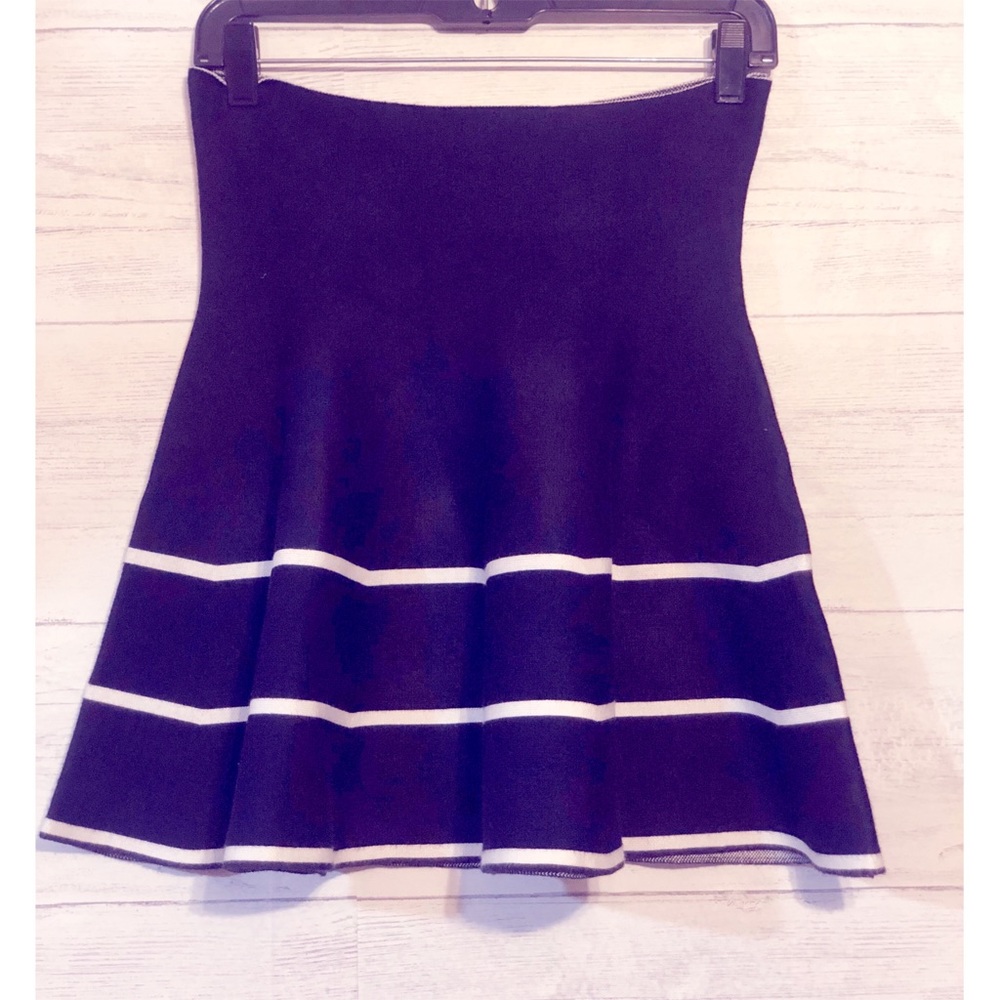 Max Studio Miniskirt - Picture 9 of 9